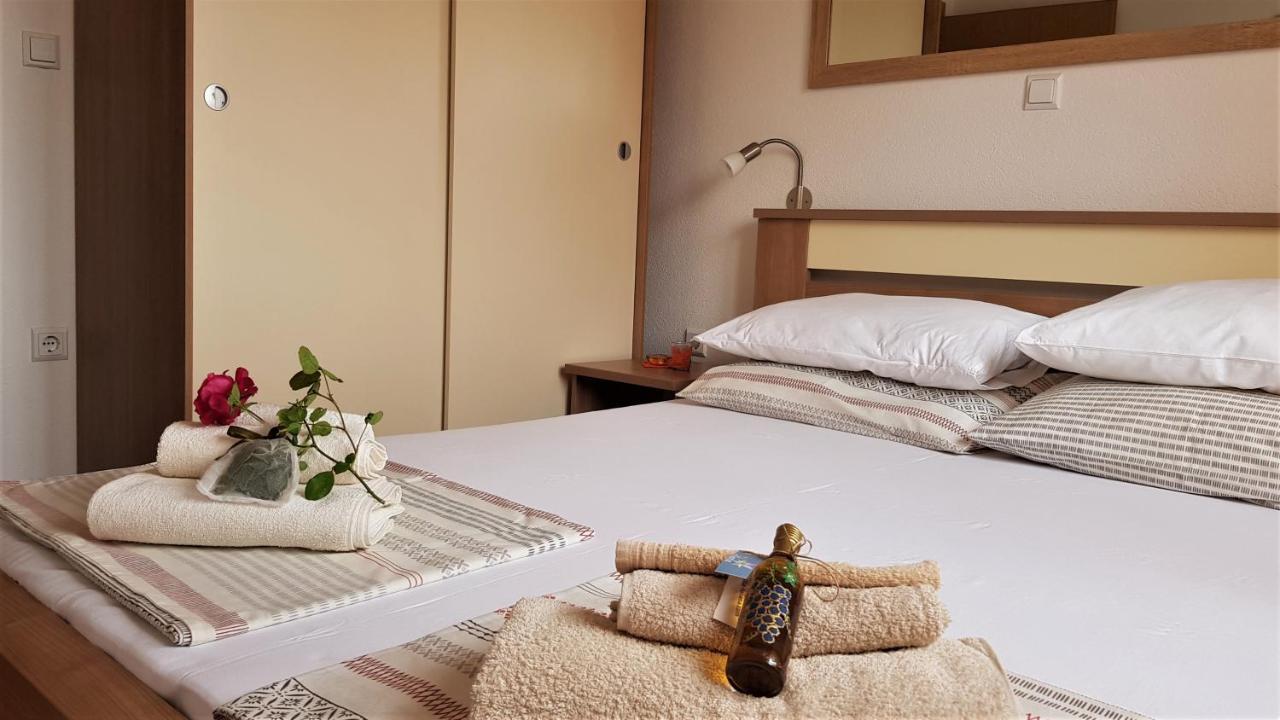 Apartmani Villa Lilliana Tribalj エクステリア 写真