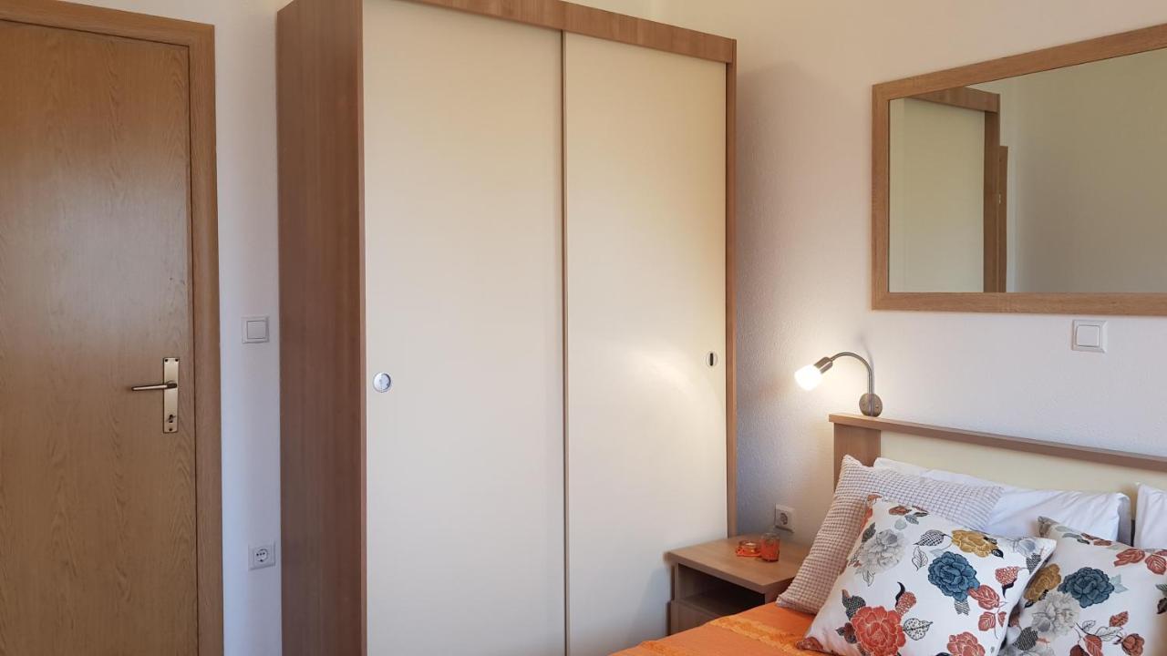 Apartmani Villa Lilliana Tribalj エクステリア 写真