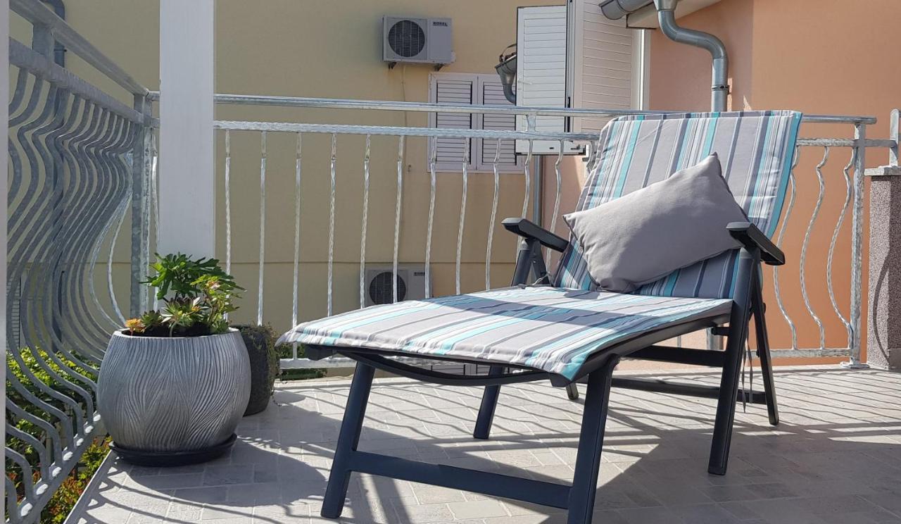 Apartmani Villa Lilliana Tribalj エクステリア 写真