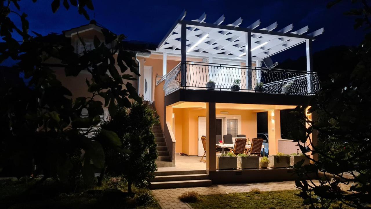Apartmani Villa Lilliana Tribalj エクステリア 写真