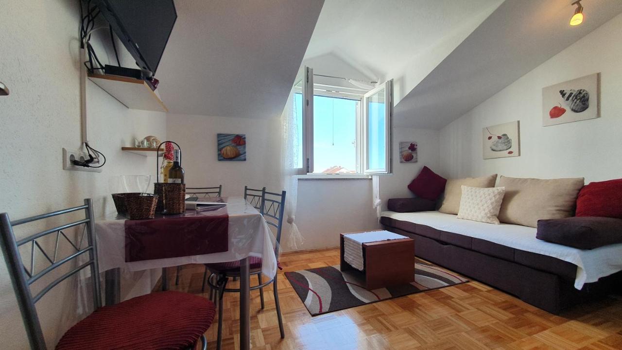 Apartmani Villa Lilliana Tribalj エクステリア 写真