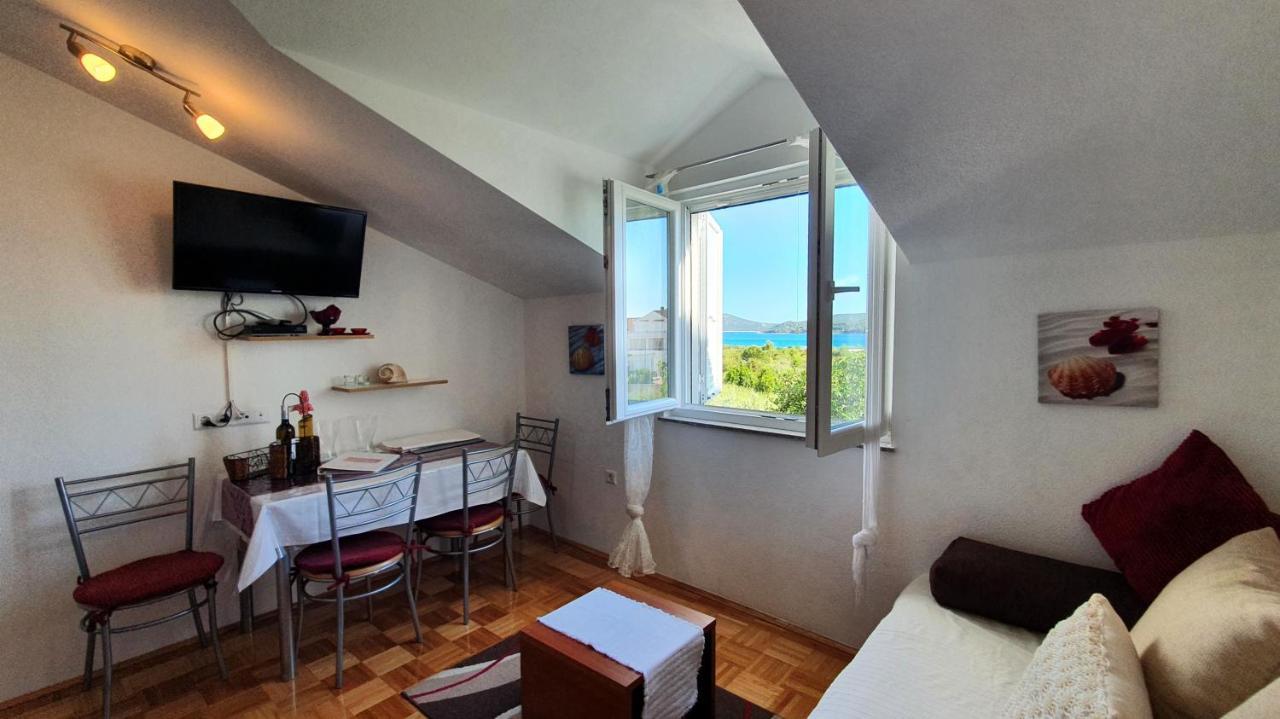 Apartmani Villa Lilliana Tribalj エクステリア 写真
