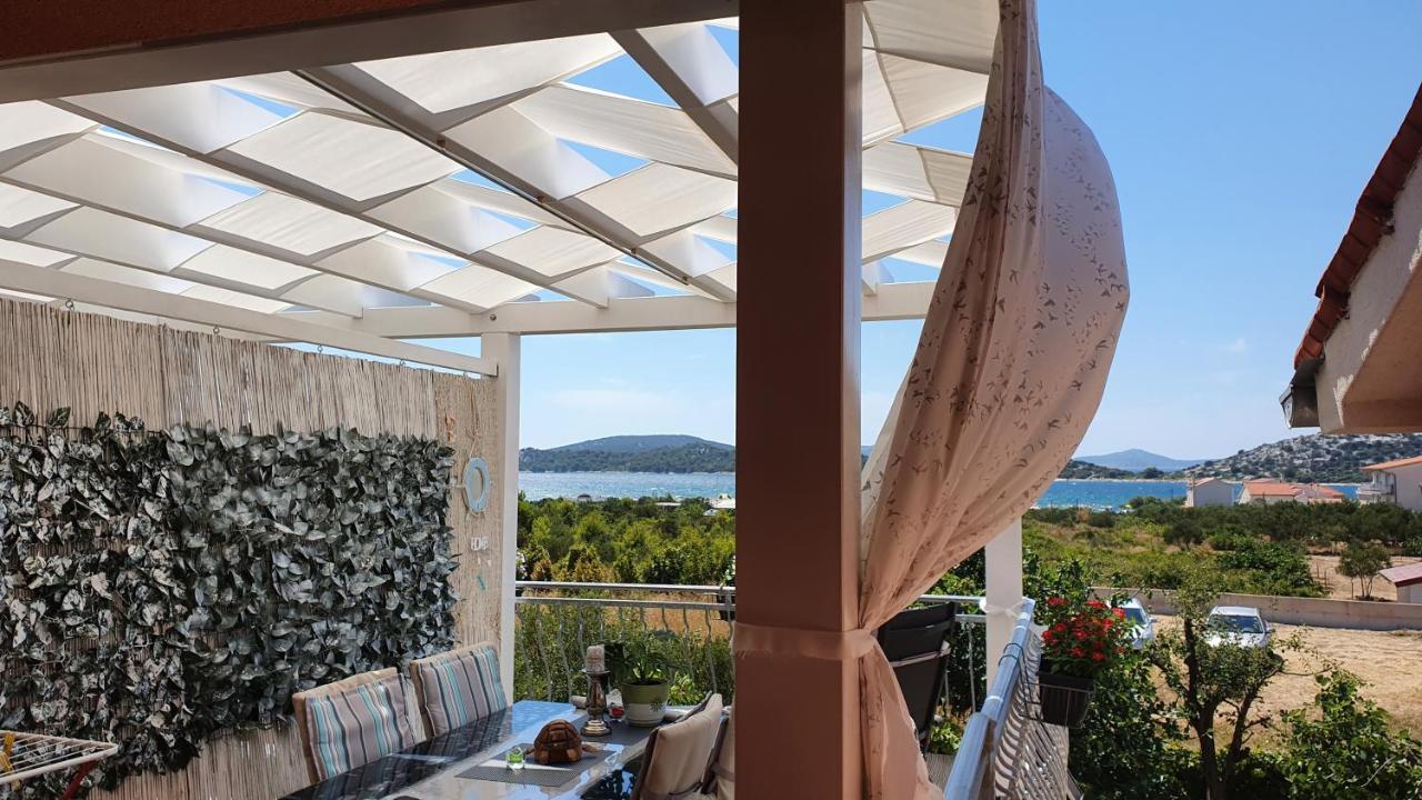 Apartmani Villa Lilliana Tribalj エクステリア 写真