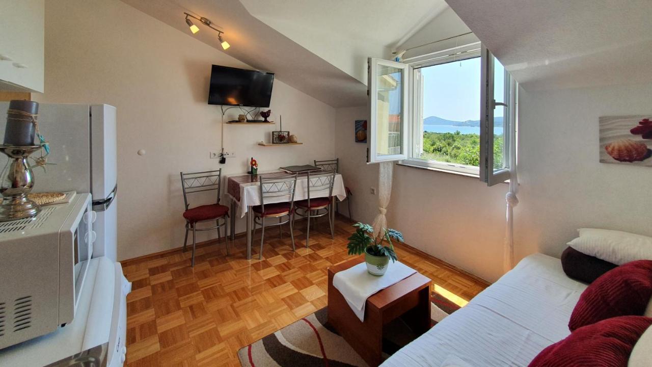 Apartmani Villa Lilliana Tribalj エクステリア 写真