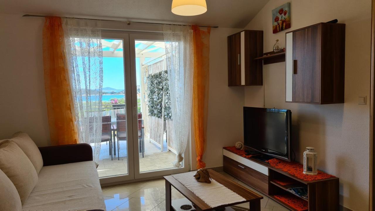 Apartmani Villa Lilliana Tribalj エクステリア 写真