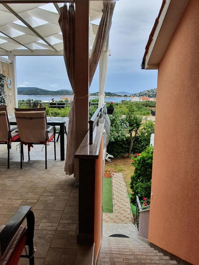 Apartmani Villa Lilliana Tribalj エクステリア 写真