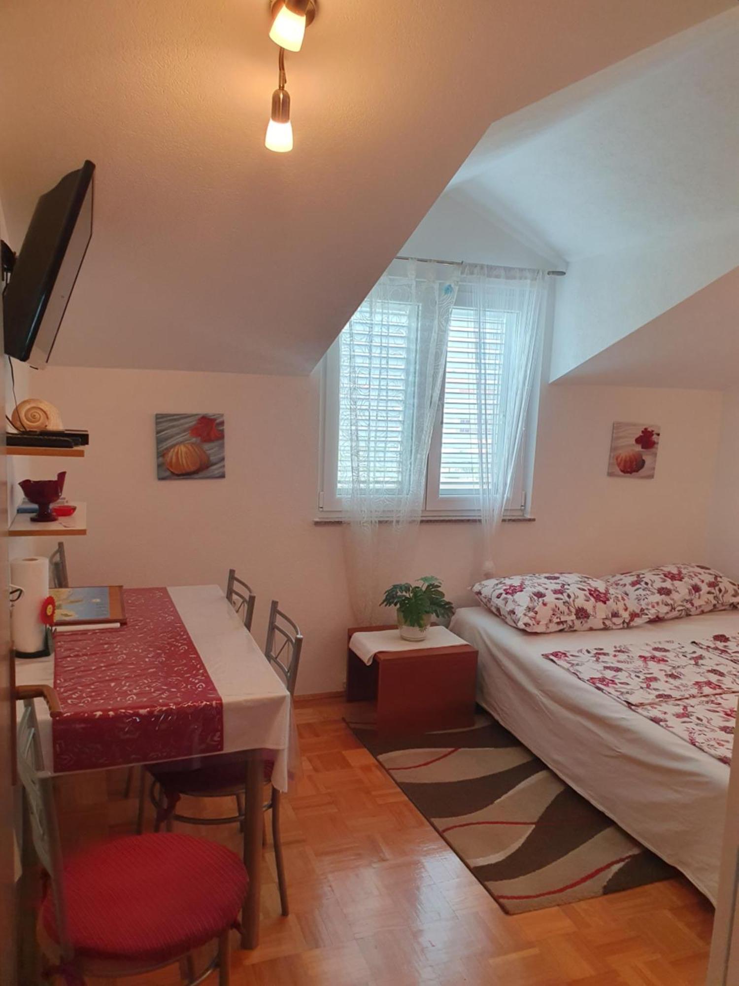 Apartmani Villa Lilliana Tribalj エクステリア 写真