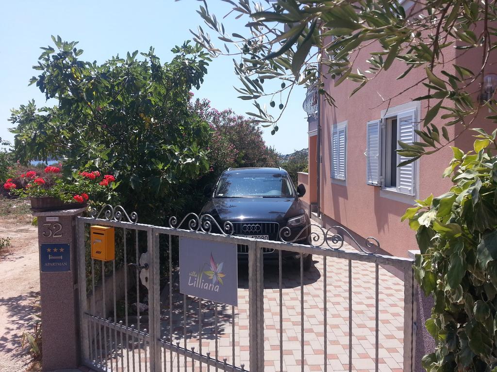 Apartmani Villa Lilliana Tribalj エクステリア 写真